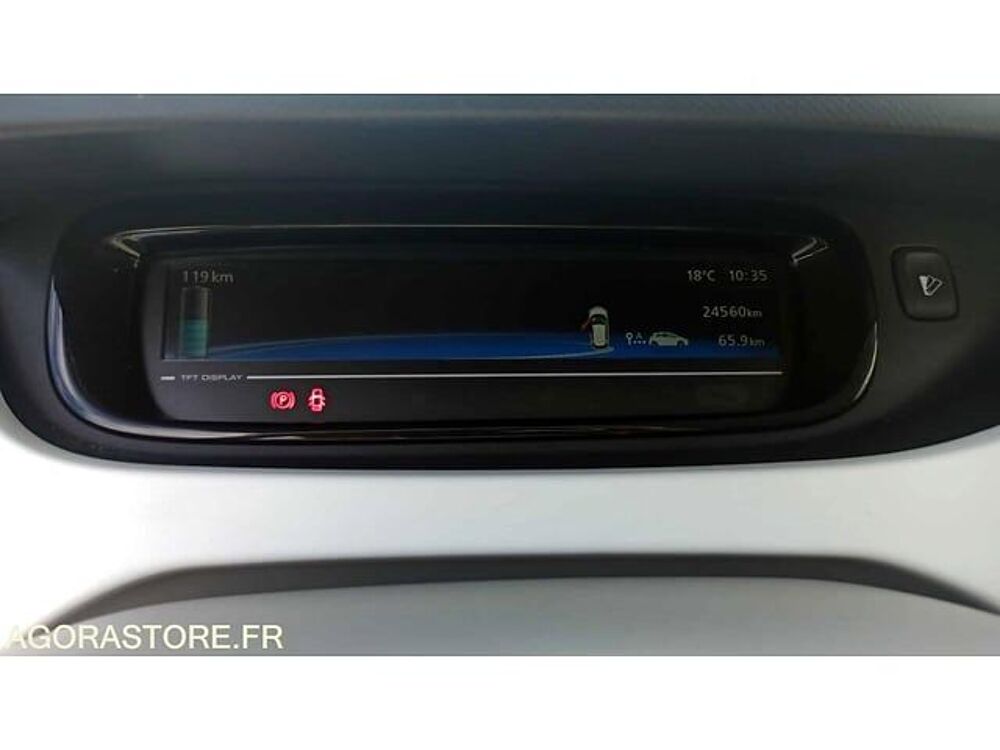 Zo&eacute; VF1AG000561564597 occasion 93100 Auxerre