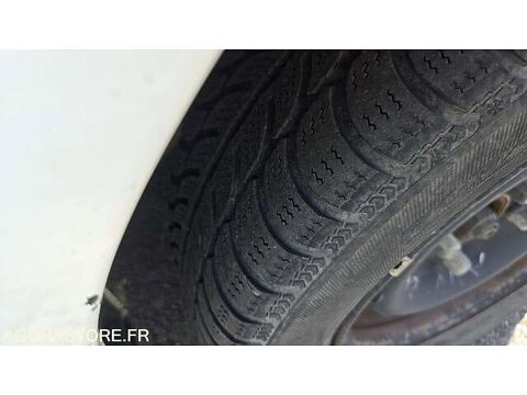 106 VF31AHFXF52758069 occasion 93100 Lamballe-Armor