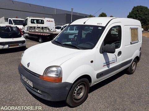 Annonce voiture Renault Kangoo 800 €