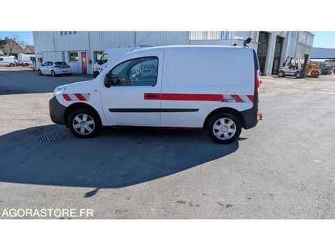 Annonce voiture Renault Kangoo 800 €