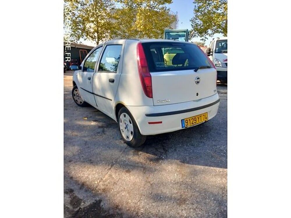 Punto ZFA18800000926269 occasion 93100 Annecy