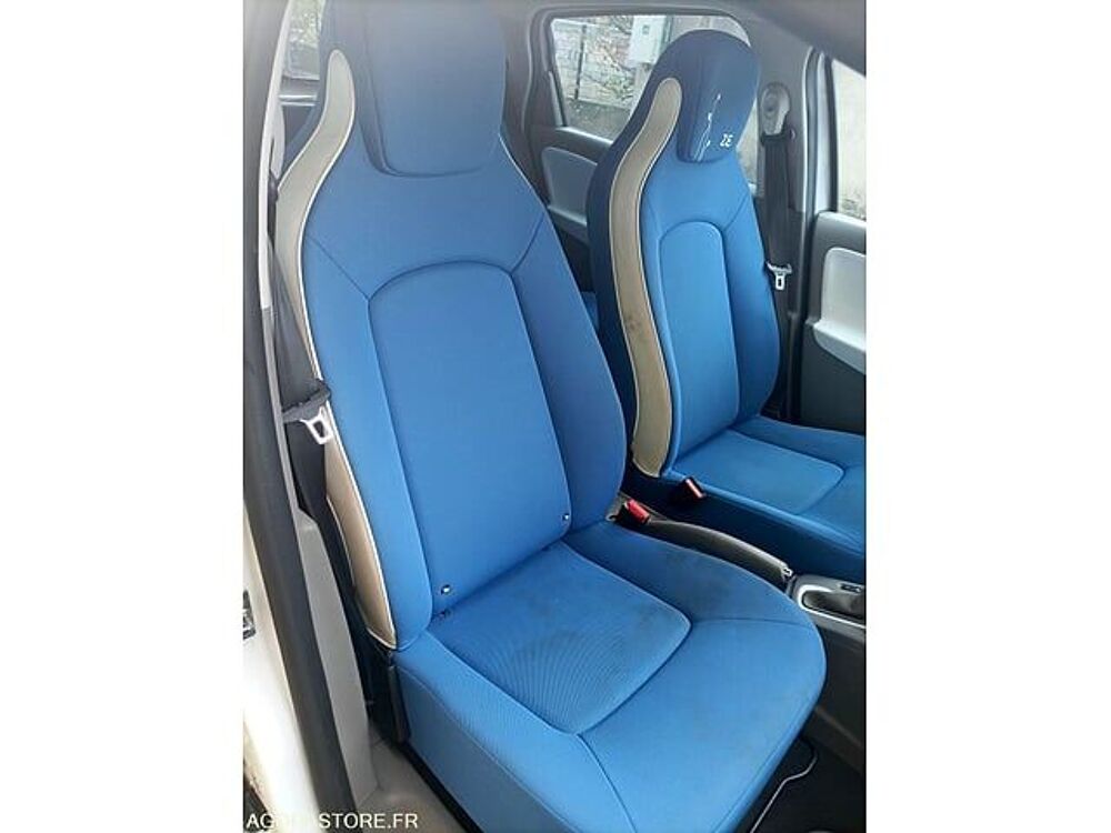 Zo&eacute; VF1AGVYA048190239 occasion 93100 Nanterre