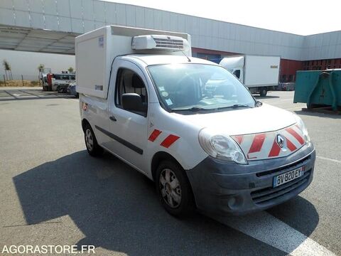 Annonce voiture Renault Kangoo 410 €