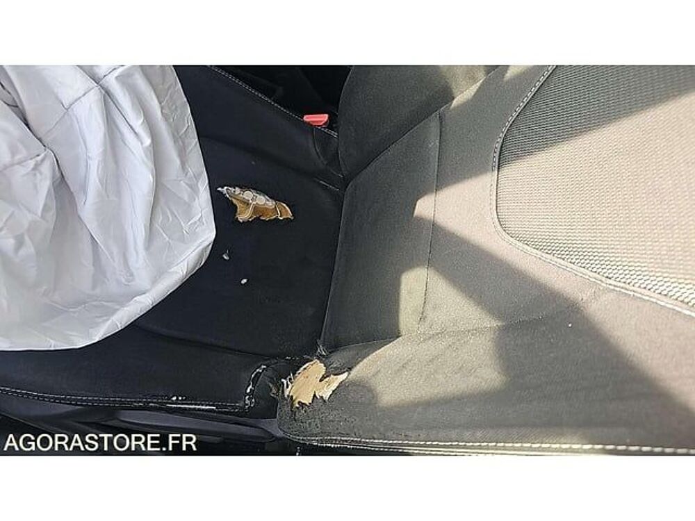 Clio VF15RRL0H49178645 occasion 93100 Moulins