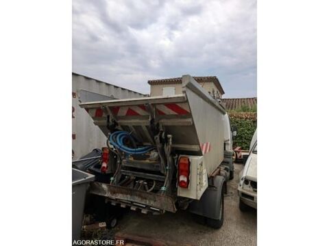 Nissan Cabstar VWASBFTL043796635  occasion Saint-Cyr-Sur-Mer 93100
