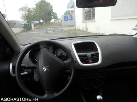 206  occasion 93100 Bourges