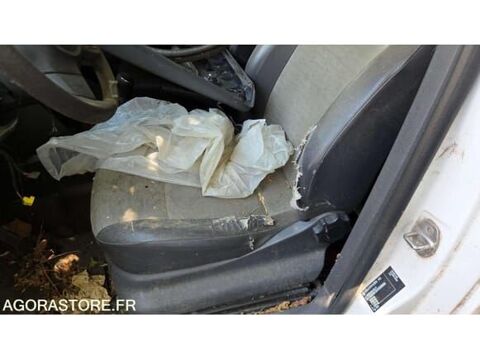 Caddy WV1ZZZ2KZDX026899 occasion 93100 Aix-En-Provence
