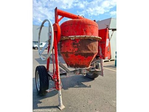 Autres Equipements  occasion 93100 Brive-La-Gaillarde