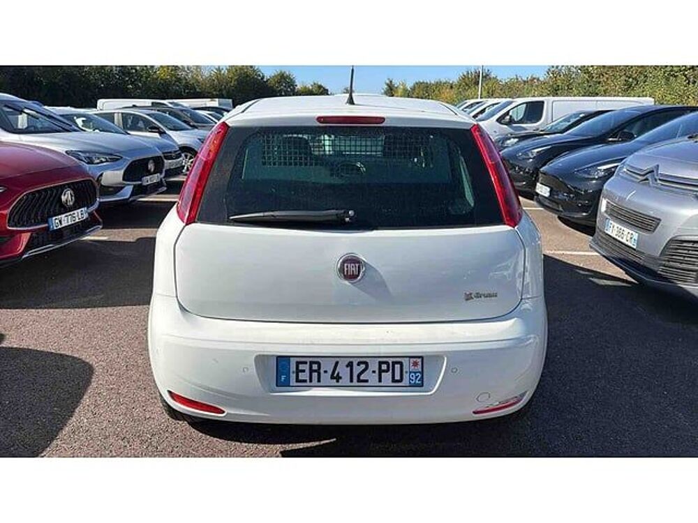 Punto ZFA1990000P340609 occasion 93100 Le Grand Bourgtheroulde