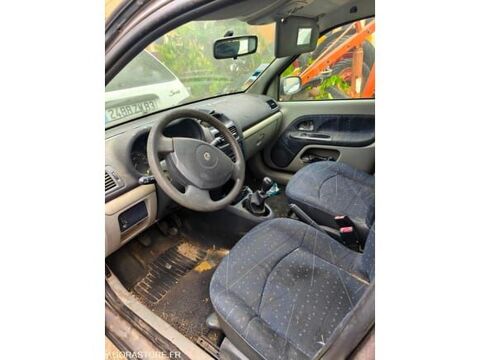 Clio VF1BB0FCF27606124 occasion 93100 Saint-Cyr-Sur-Mer