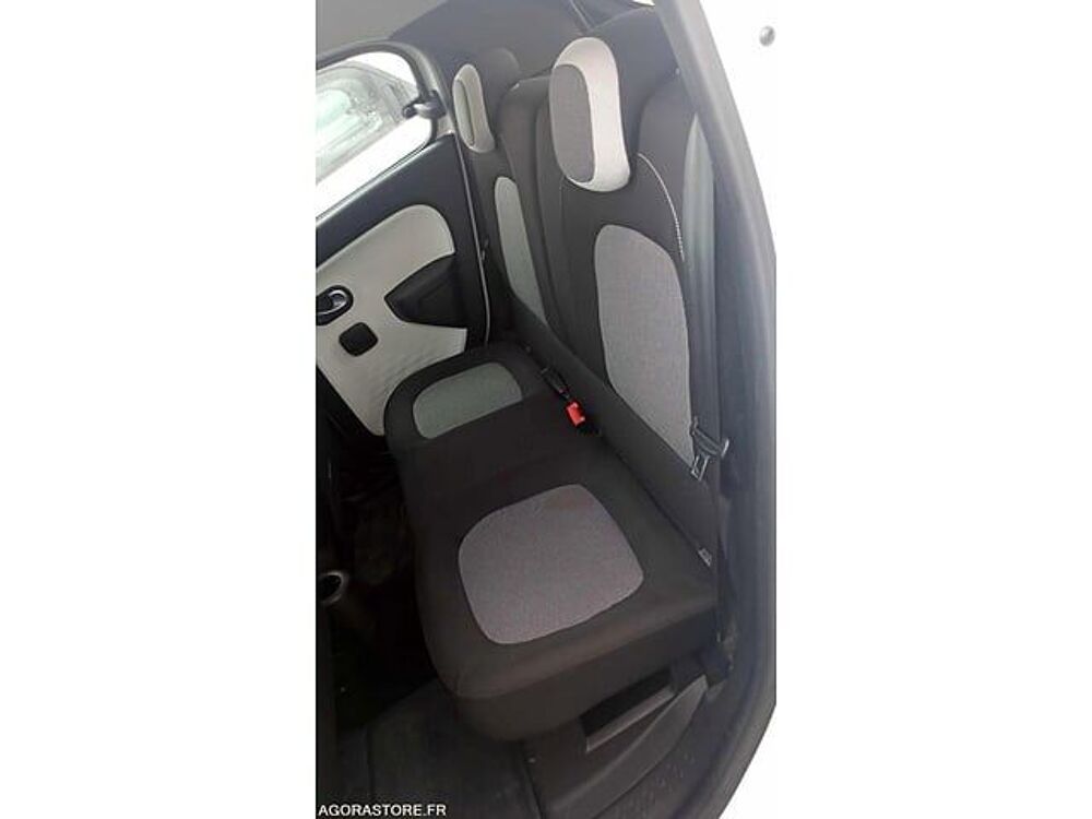 Twingo VF1AHB40D58402832 occasion 93100 Auxerre