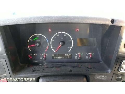 Levage  occasion 93100 Javron-Les-Chapelles