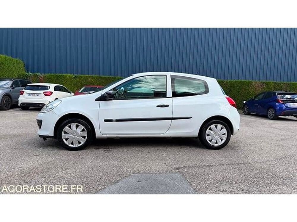 Clio VF1CR2V0H45391158 occasion 93100 Maromme