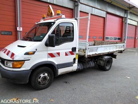 Iveco Daily ZCFC357400D232474 2004 occasion Chambéry 93100