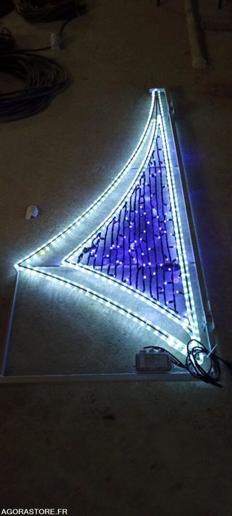 DECORATION DE NOEL - industrial equipment - store equ... 500 93100 Appoigny