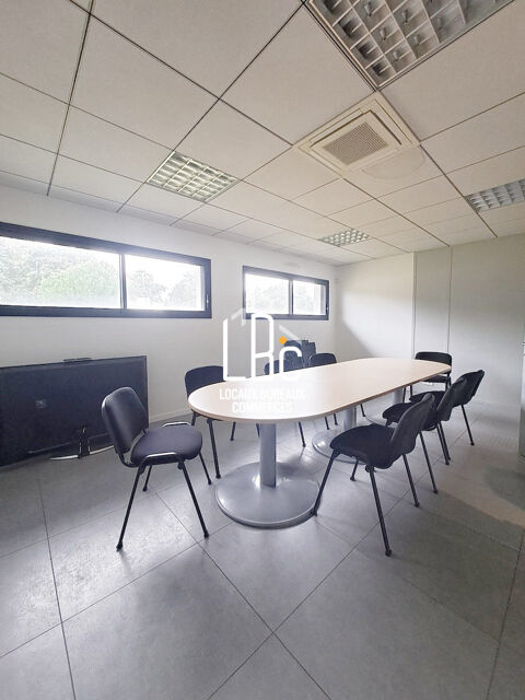   Remouillé - Bâtiment de bureaux 207 m² à vendre 