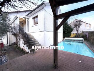  Maison à vendre 8 pièces 122 m²