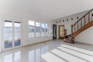  Appartement � vendre 4 pi�ces 95 m�