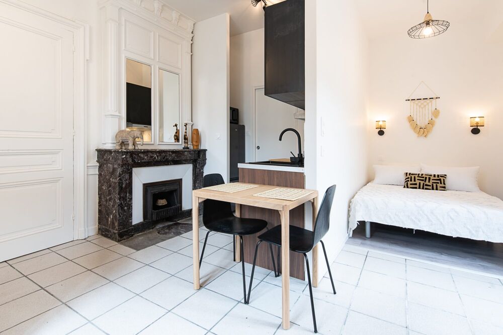 Location Appartement Magnifique T1 meublé hyper centre au calme Villefranche-sur-saône