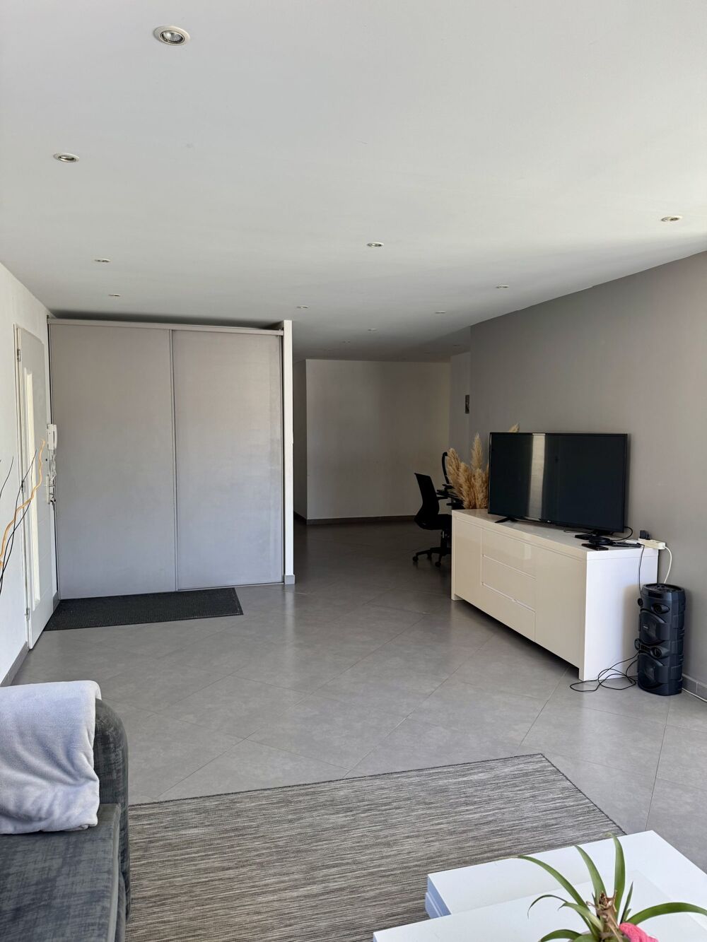 Vente Maison Maison Individuelle de 131 m² avec Jardin Montagnac