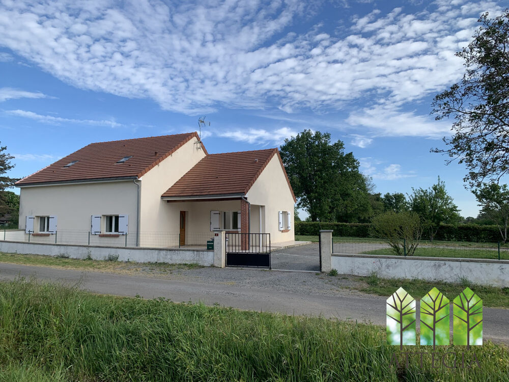 Maison moderne de 3 chambres avec jardin clos, grand hangar et t