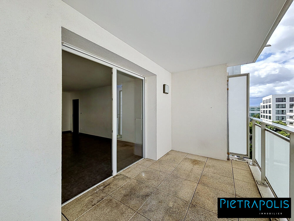 T3 de 70 m² - VAULX-EN-VELIN LA SOIE - BALCON - GARAGE