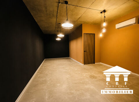   Entrepôt avec espace bureau 