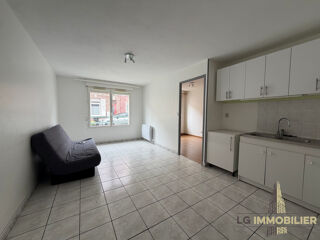  Appartement à louer 2 pièces 42 m²
