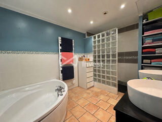  Maison à vendre 8 pièces 250 m²