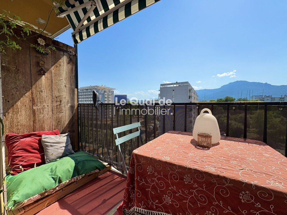 A VENDRE : APPARTEMENT TRAVERSANT AU 6EME ETAGE