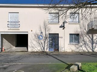  Immeuble à vendre 292 m²