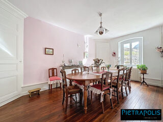  Maison � vendre 10 pi�ces 268 m�