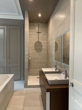  Appartement � louer 4 pi�ces 125 m�