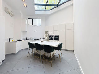 Appartement à vendre 5 pièces 135 m²