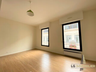  Appartement à louer 2 pièces 54 m²