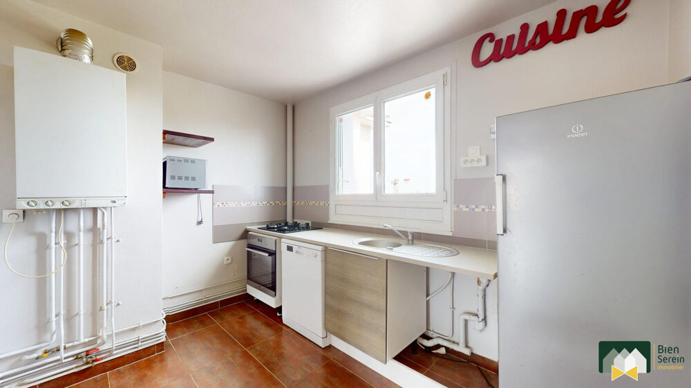 Vente Appartement APPARTEMENT T4 AVEC BALCON, BOX ET CAVE - PROCHE CHARTRES Lucé