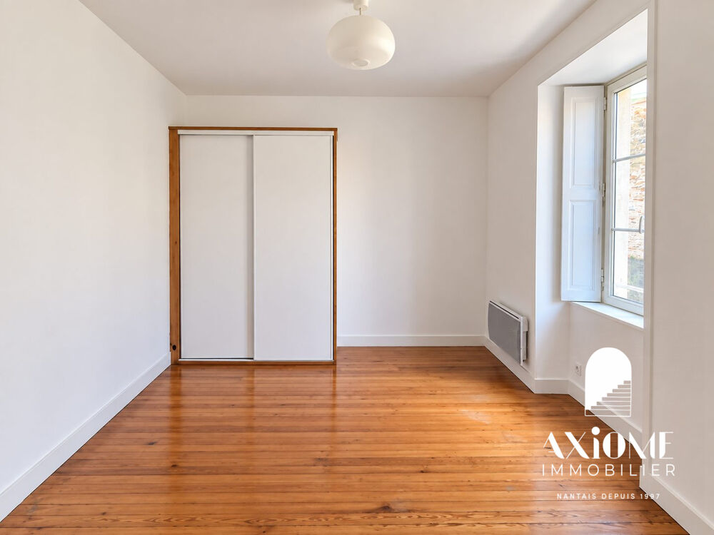 Location Appartement TALENSAC - T1 de 20m² en bon état Nantes