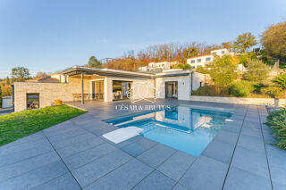  Maison  vendre 7 pices 185 m