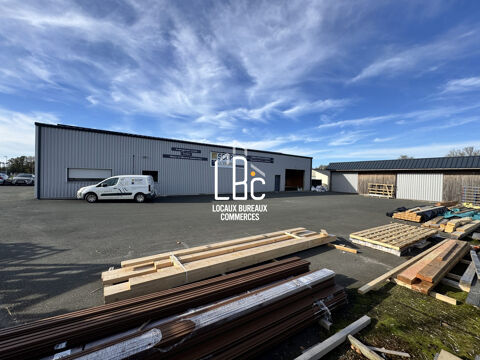   Les Touches - À vendre local d'activité 472 m² 