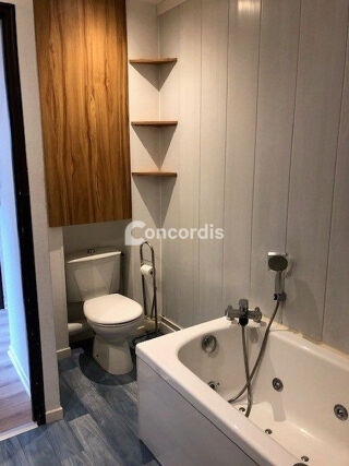  Appartement à louer 3 pièces 58 m²