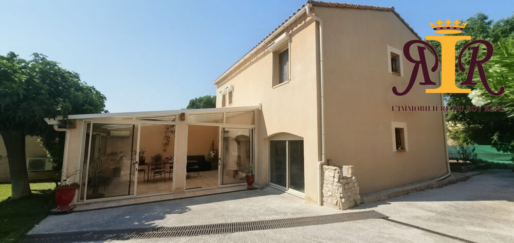Maison 5 pièces de 116 m² avec véranda, garage et jardin clos