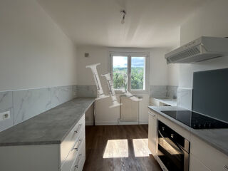 Location Appartement Appartement T3 - VALS PRES LE PUY Vals-près-le-puy