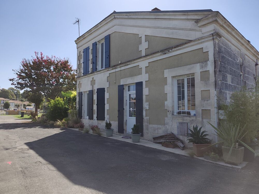 Maison vue sur le port