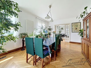  Maison à vendre 8 pièces 237 m²