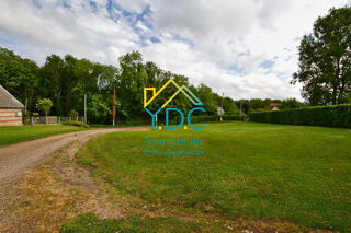  Terrain à vendre 744 m²