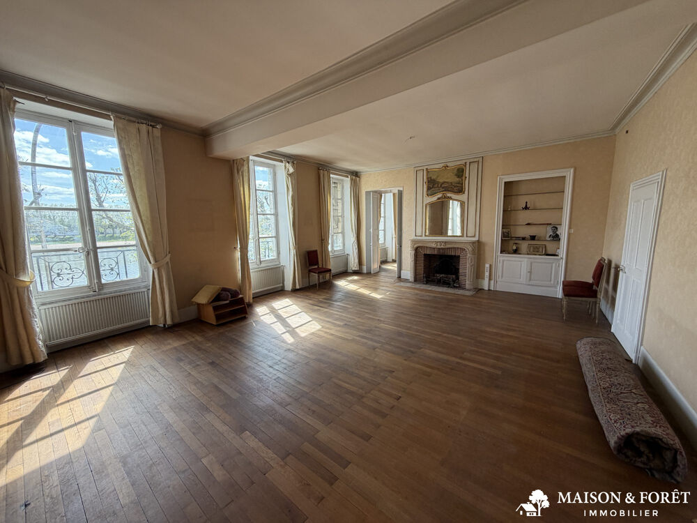 MAISON BOURGEOISE VUE LOIRE