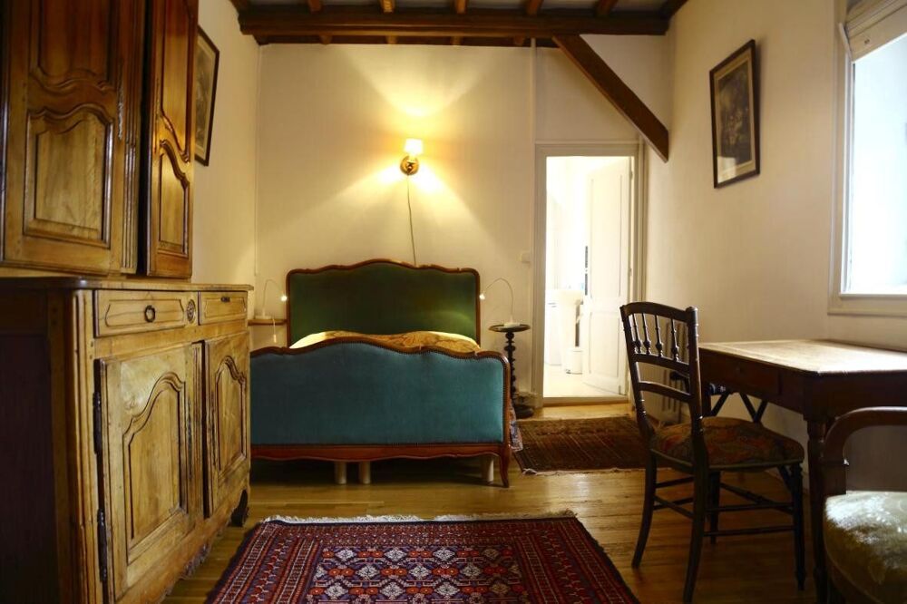 à vendre  Maison Église-Neuve-d'Issac (24400)