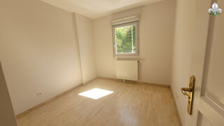  Appartement à louer 2 pièces 46 m²