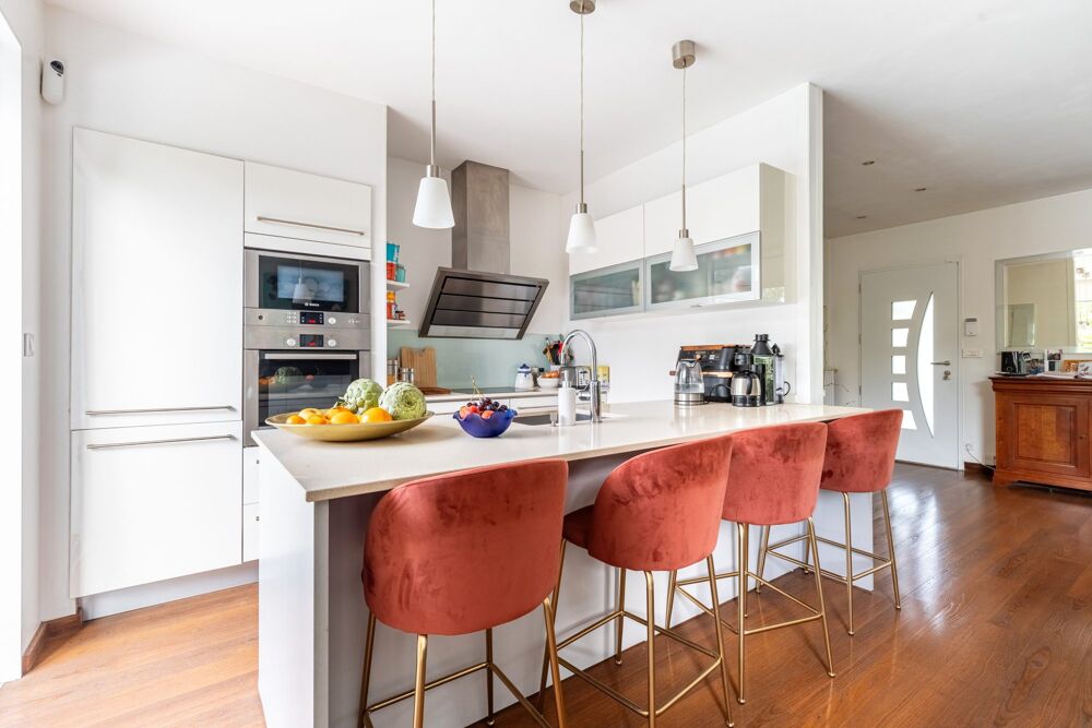 Maison 125m2 de plain-pied avec piscine à Camblanes et Meynac