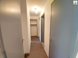  Appartement � louer 3 pi�ces 79 m�